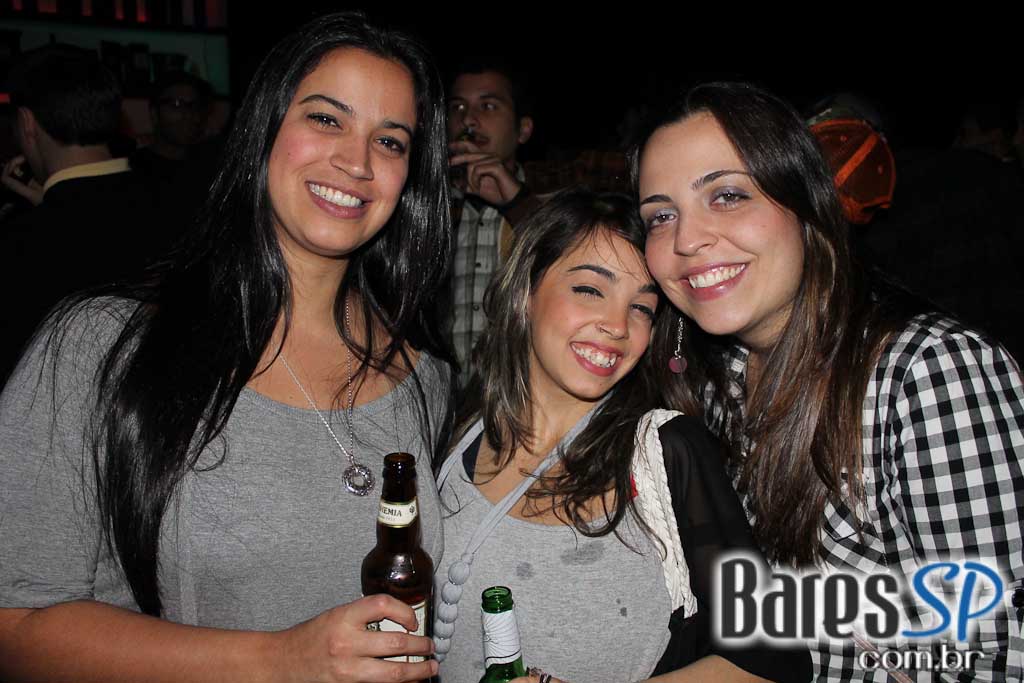 Mary Pop comemorou Dia do Sexo com show de Digitaldubs & YT (Londres) Mary Pop comemorou Dia do Sexo com show de Digitaldubs & YT (Londres)