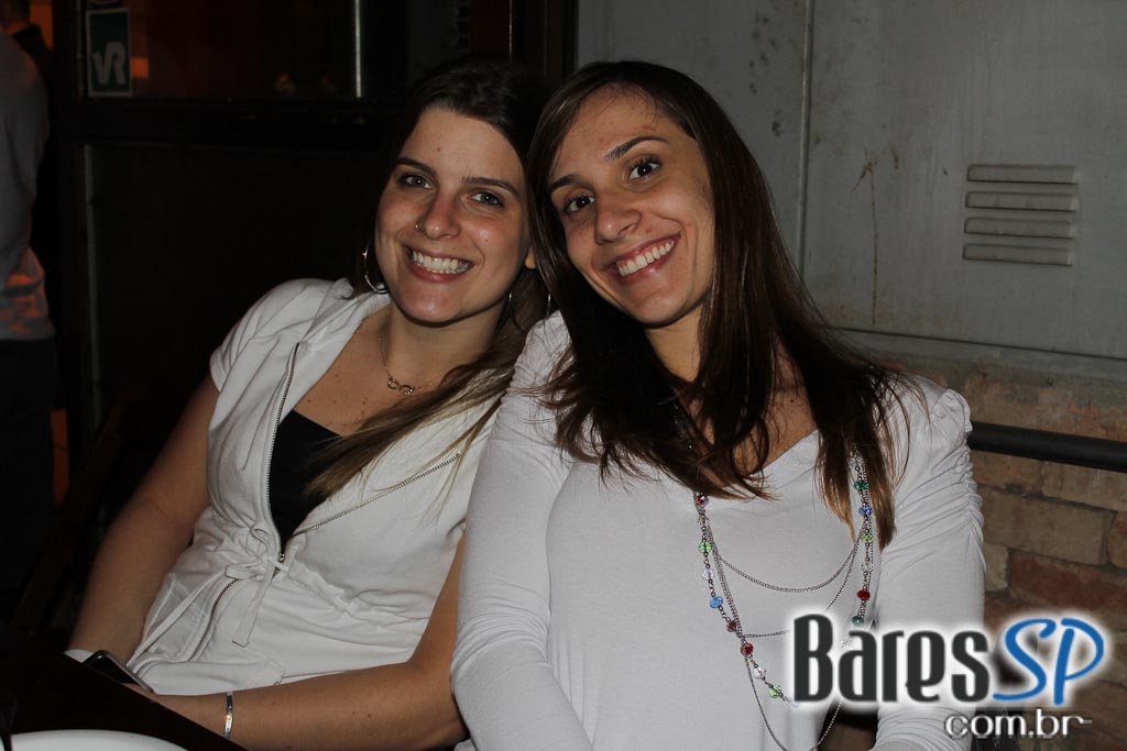 Muita animação na sexta-feira do Bar do Santa Muita animação na sexta-feira do Bar do Santa