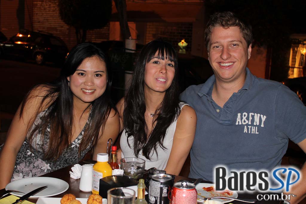 Muita animação na sexta-feira do Bar do Santa Muita animação na sexta-feira do Bar do Santa