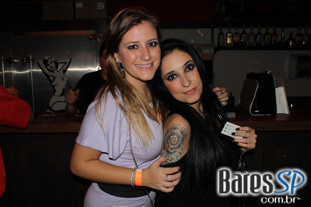 Muita animação na sexta-feira do Bar do Santa Muita animação na sexta-feira do Bar do Santa