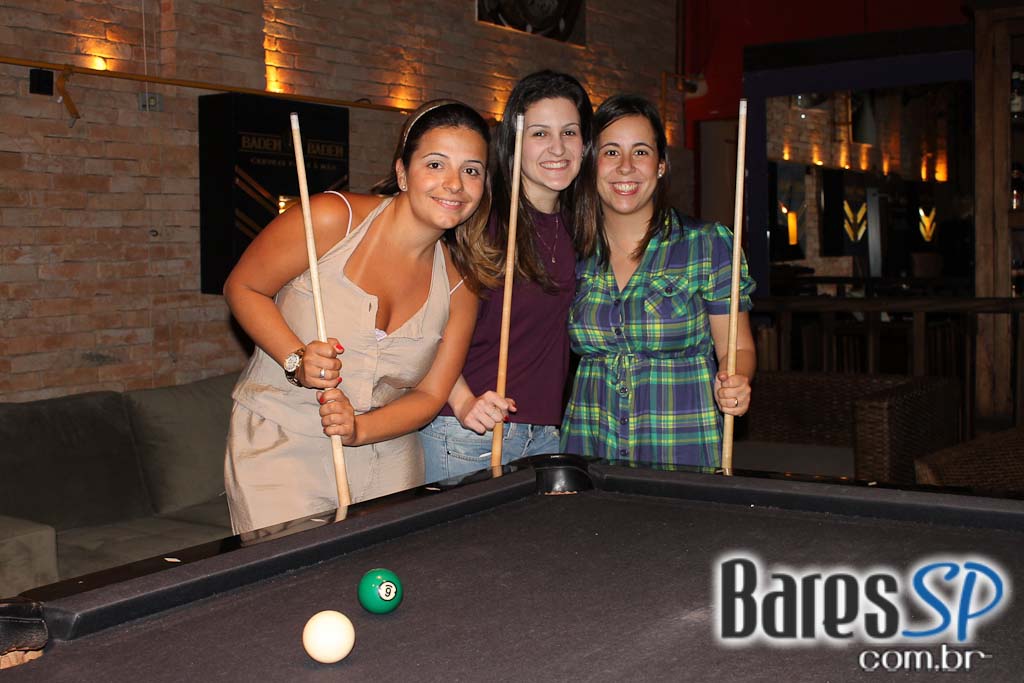 Muita animação na sexta-feira do Bar do Santa Muita animação na sexta-feira do Bar do Santa