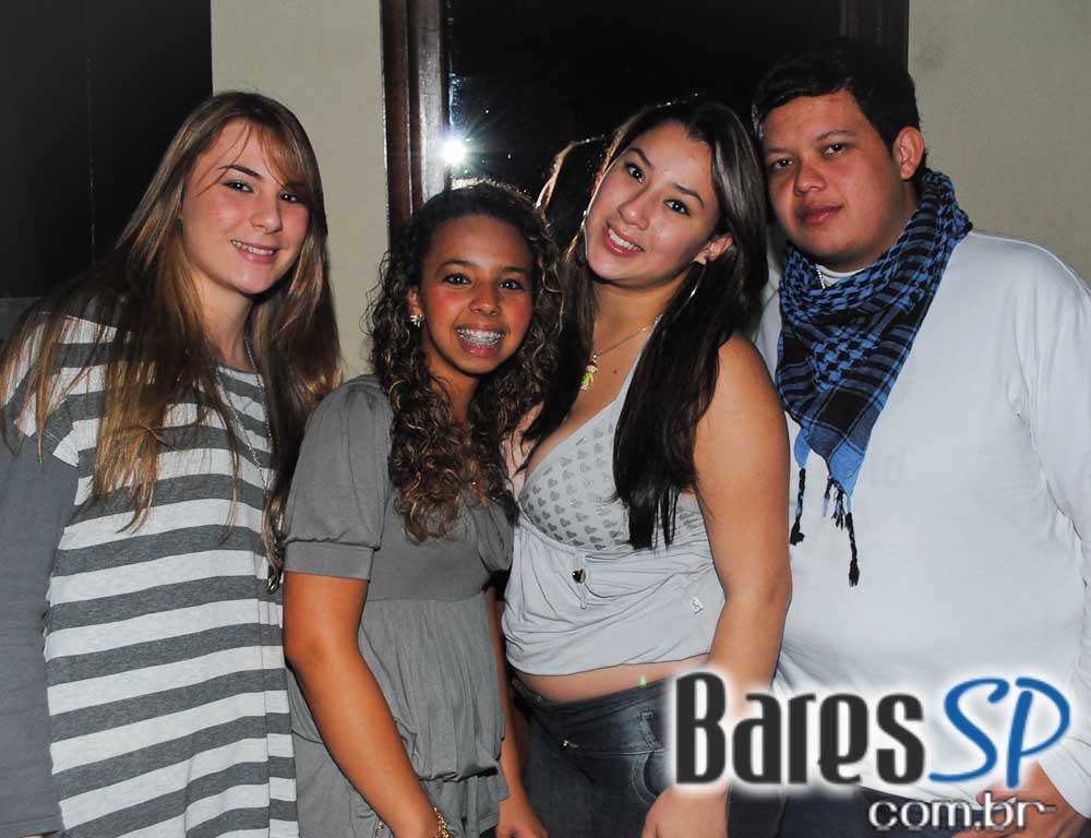 Cardozo Bar teve festa Micareta Sertaneja com a dupla Roger e Eduardo e o grupo SB5 Cardozo Bar teve festa Micareta Sertaneja com a dupla Roger e Eduardo e o grupo SB5