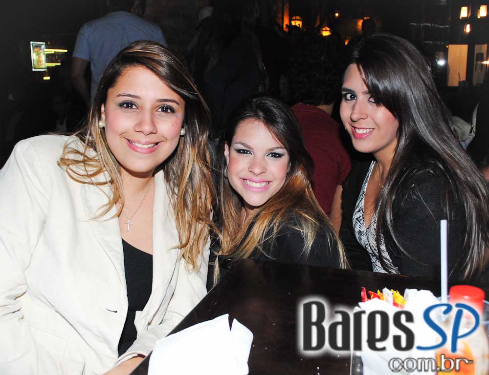 Cardozo Bar teve festa Micareta Sertaneja com a dupla Roger e Eduardo e o grupo SB5 Cardozo Bar teve festa Micareta Sertaneja com a dupla Roger e Eduardo e o grupo SB5