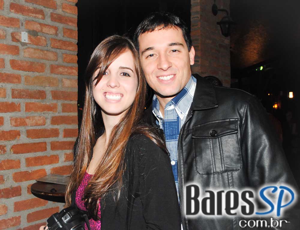 Cardozo Bar teve festa Micareta Sertaneja com a dupla Roger e Eduardo e o grupo SB5 Cardozo Bar teve festa Micareta Sertaneja com a dupla Roger e Eduardo e o grupo SB5