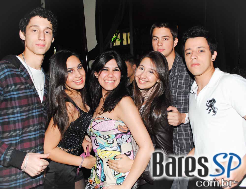 Cardozo Bar teve festa Micareta Sertaneja com a dupla Roger e Eduardo e o grupo SB5 Cardozo Bar teve festa Micareta Sertaneja com a dupla Roger e Eduardo e o grupo SB5