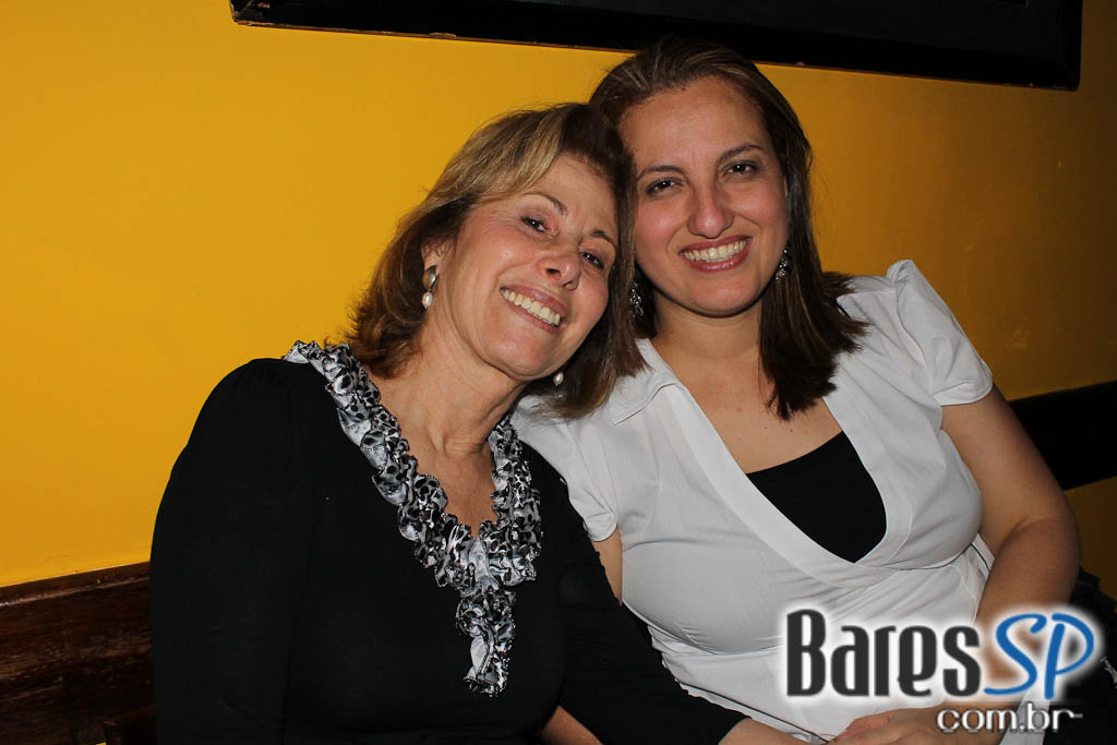 Ito Moreno se apresentou no Barnaldo Lucrécia Ito Moreno se apresentou no Barnaldo Lucrécia