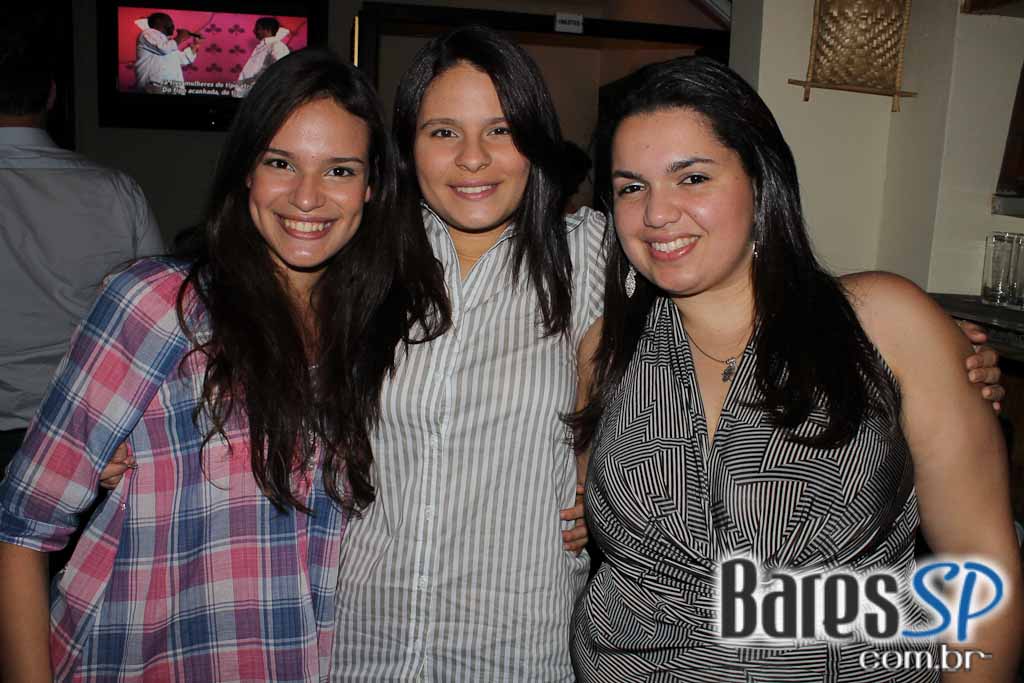 Ito Moreno se apresentou no Barnaldo Lucrécia Ito Moreno se apresentou no Barnaldo Lucrécia