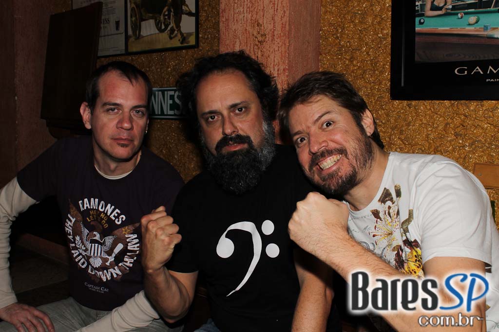 Claudio Merlin & Banda Serial Funkers no Republic Pub Claudio Merlin & Banda Serial Funkers no Republic Pub