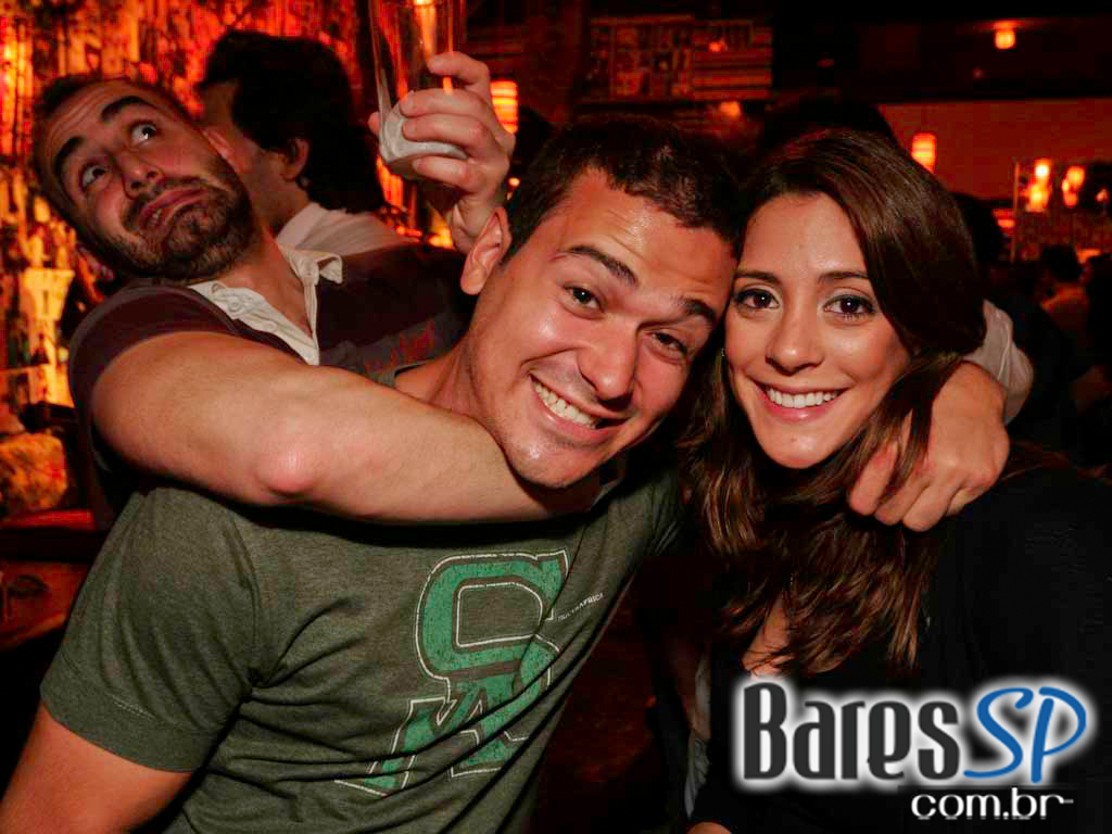 Grupo Farufyno apresentou muito samba-rock no bar & danceteria Diquinta Grupo Farufyno apresentou muito samba-rock no bar & danceteria Diquinta