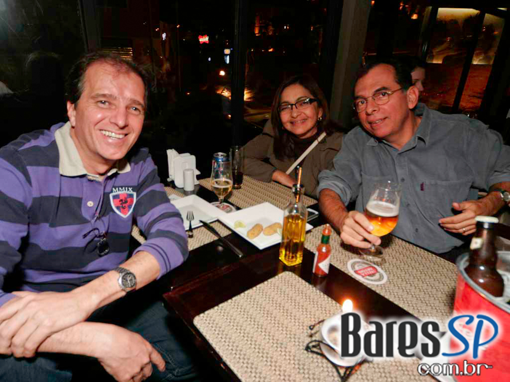 The Orleans recebeu a animada apresentação do grupo Kings de la Noche The Orleans recebeu a animada apresentação do grupo Kings de la Noche