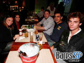 The Orleans recebeu a animada apresentação do grupo Kings de la Noche The Orleans recebeu a animada apresentação do grupo Kings de la Noche