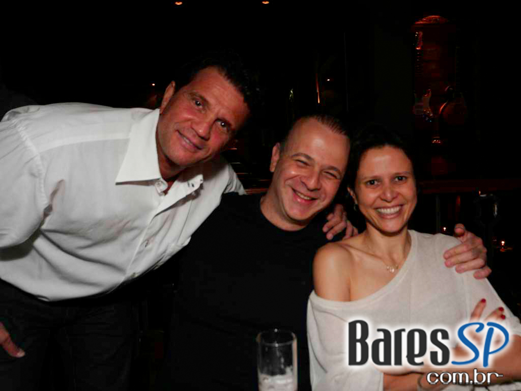 The Orleans recebeu a animada apresentação do grupo Kings de la Noche The Orleans recebeu a animada apresentação do grupo Kings de la Noche