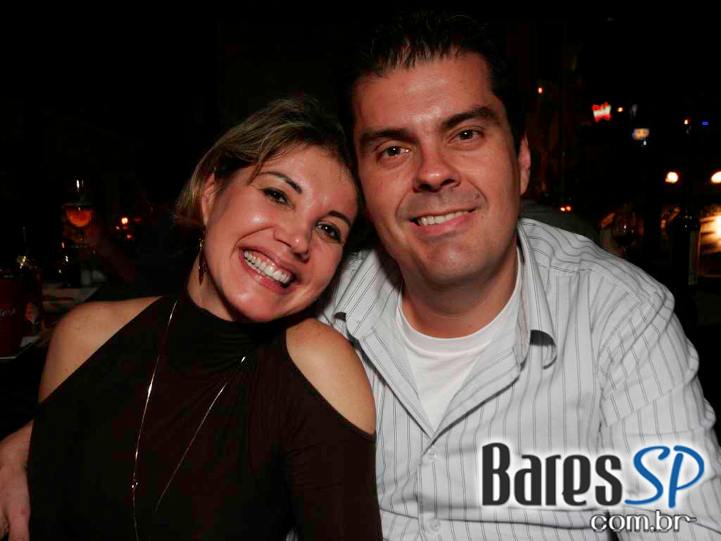 The Orleans recebeu a animada apresentação do grupo Kings de la Noche The Orleans recebeu a animada apresentação do grupo Kings de la Noche