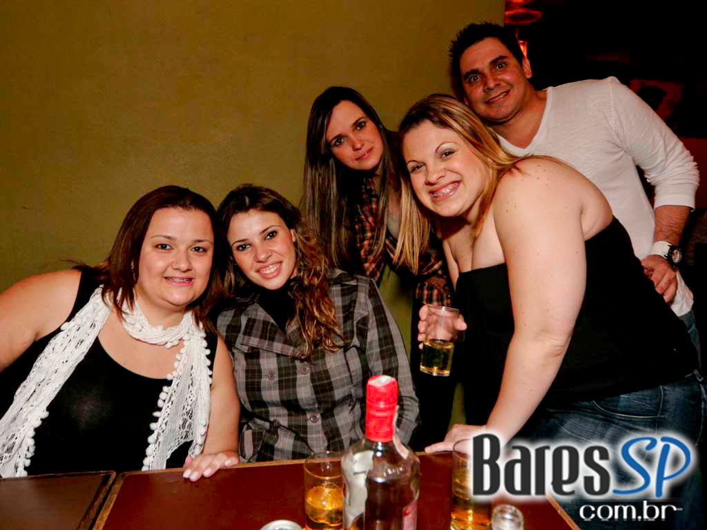 Banda de Pop Rock animou o Aldeia da Vila no sábado Banda de Pop Rock animou o Aldeia da Vila no sábado