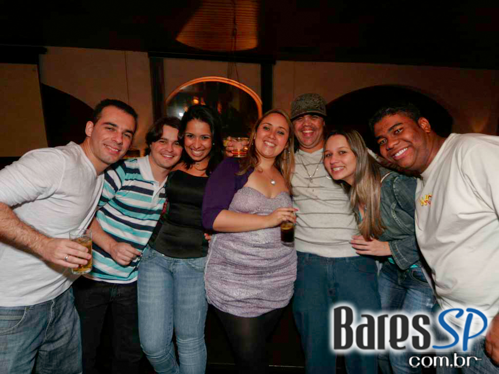 Banda de Pop Rock animou o Aldeia da Vila no sábado Banda de Pop Rock animou o Aldeia da Vila no sábado