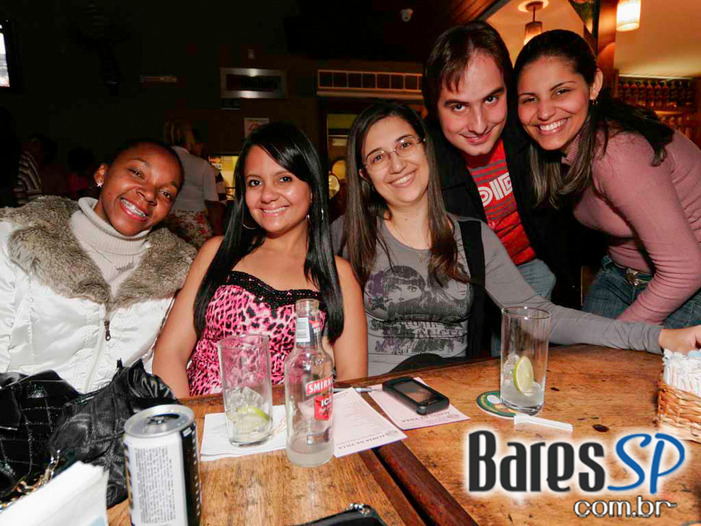 Banda de Pop Rock animou o Aldeia da Vila no sábado Banda de Pop Rock animou o Aldeia da Vila no sábado