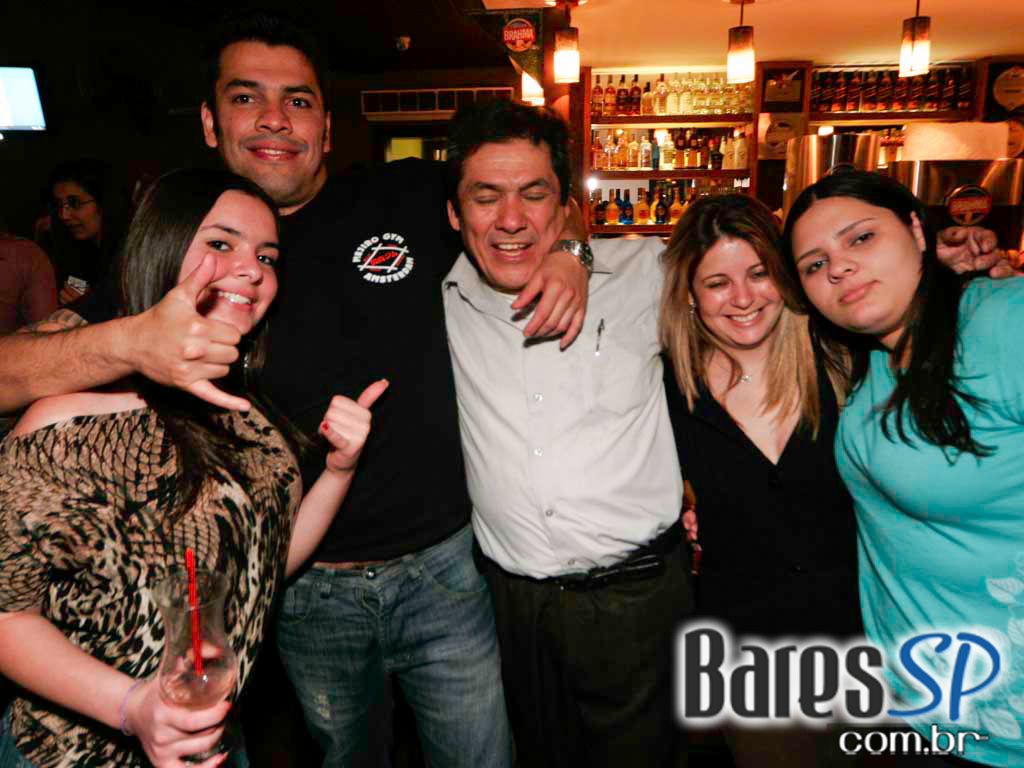 Banda de Pop Rock animou o Aldeia da Vila no sábado Banda de Pop Rock animou o Aldeia da Vila no sábado