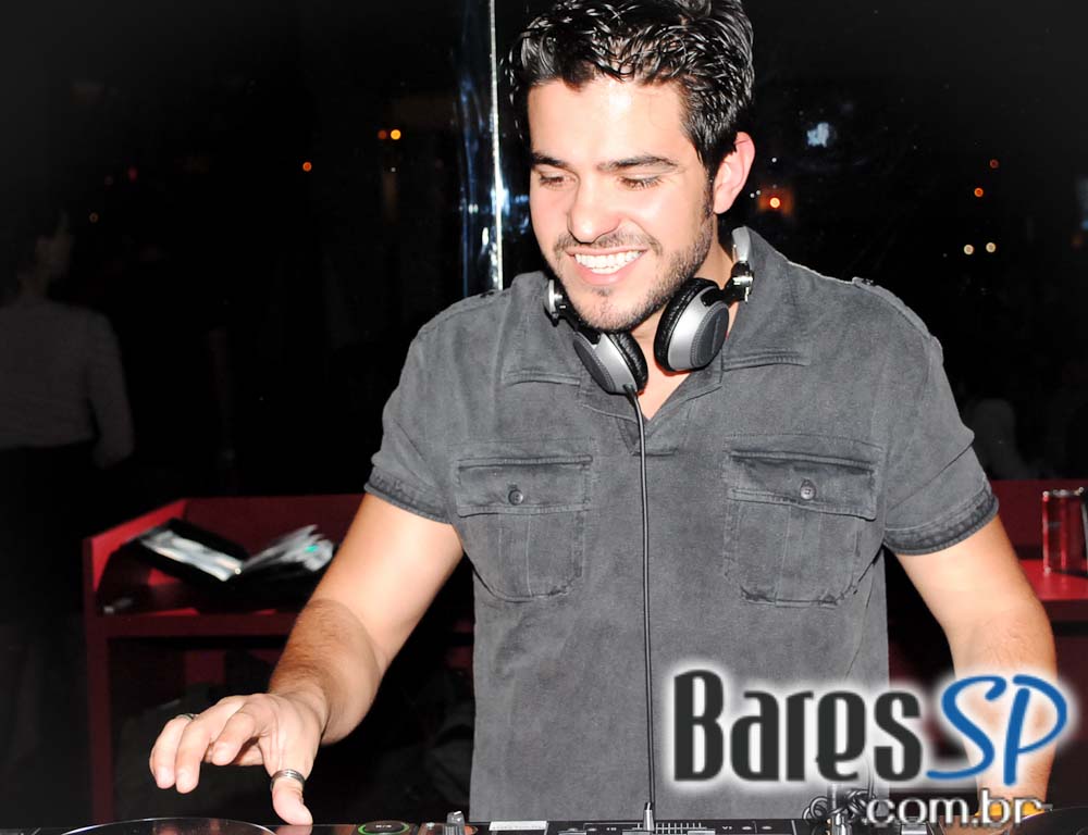 Sofisticação, boa música e gastronomia na Vila Olímpia Sofisticação, boa música e gastronomia na Vila Olímpia