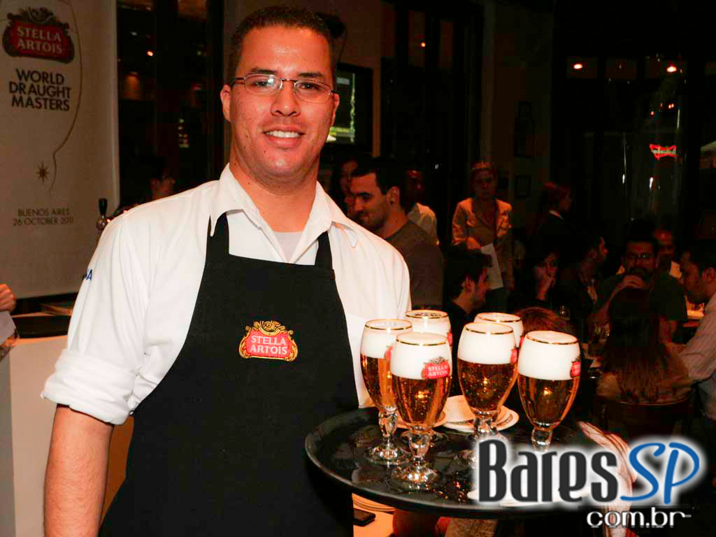Botica do Quintana recebeu evento da Stella Artois com detalhes do campeonato de tirador de chope Botica do Quintana recebeu evento da Stella Artois com detalhes do campeonato de tirador de chope