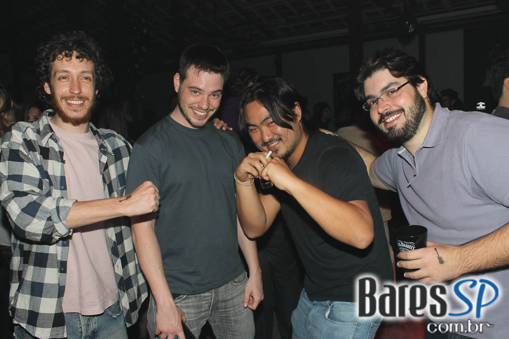 Aniversário de Mr. Jack com show da banda Tokyo Police Club Aniversário de Mr. Jack com show da banda Tokyo Police Club