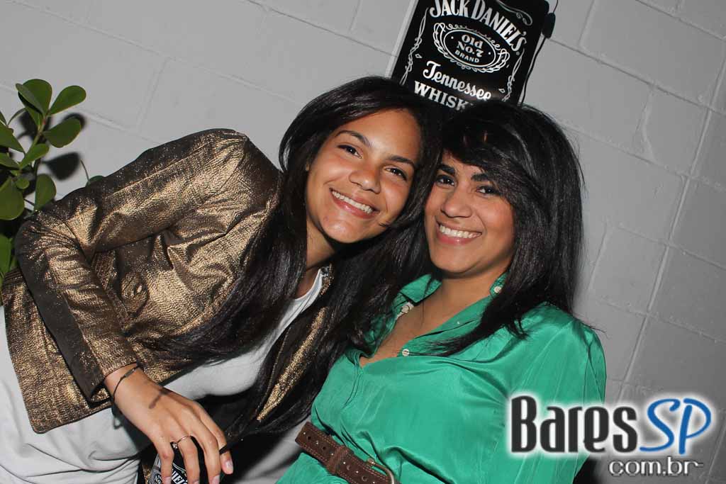 Aniversário de Mr. Jack com show da banda Tokyo Police Club Aniversário de Mr. Jack com show da banda Tokyo Police Club