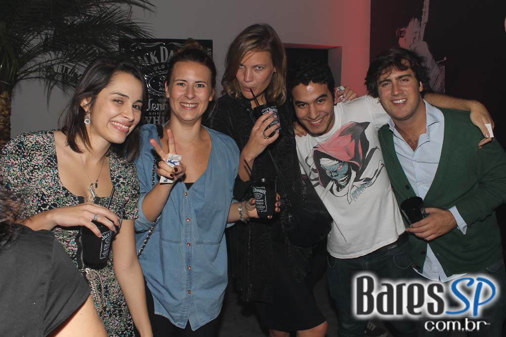 Aniversário de Mr. Jack com show da banda Tokyo Police Club Aniversário de Mr. Jack com show da banda Tokyo Police Club