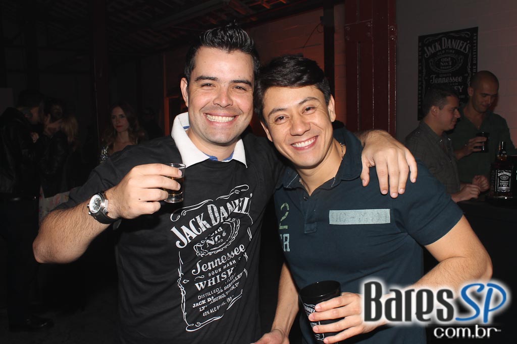 Aniversário de Mr. Jack com show da banda Tokyo Police Club Aniversário de Mr. Jack com show da banda Tokyo Police Club