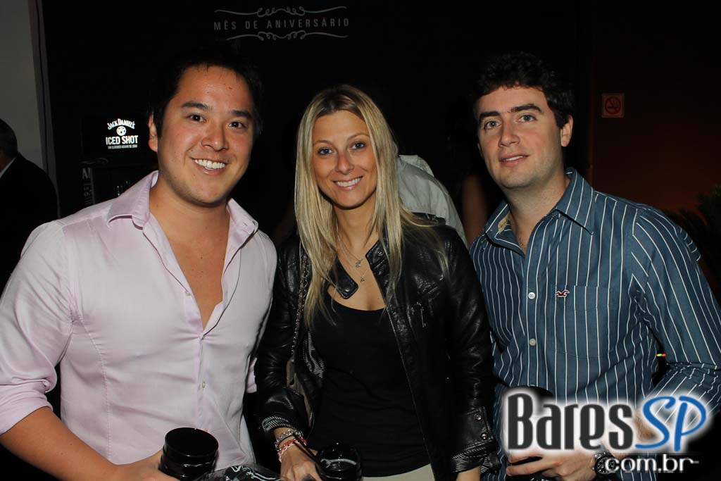 Aniversário de Mr. Jack com show da banda Tokyo Police Club Aniversário de Mr. Jack com show da banda Tokyo Police Club