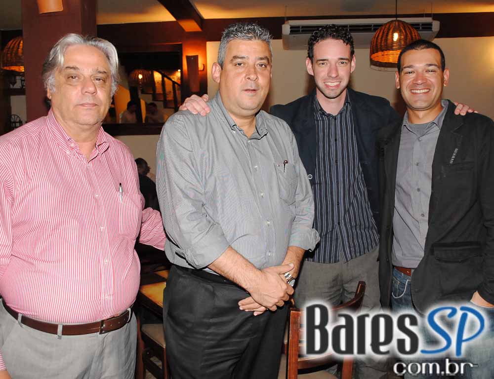 Villa Roma Pizzaria abriu portas e trouxe a Zona Leste uma pizza diferente Villa Roma Pizzaria abriu portas e trouxe a Zona Leste uma pizza diferente