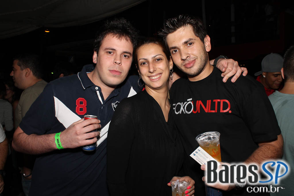 Nuwance e dupla Matheus Minas & Leandro fizeram show no Santa Aldeia Nuwance e dupla Matheus Minas & Leandro fizeram show no Santa Aldeia