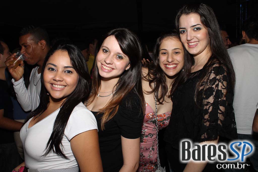 Nuwance e dupla Matheus Minas & Leandro fizeram show no Santa Aldeia Nuwance e dupla Matheus Minas & Leandro fizeram show no Santa Aldeia