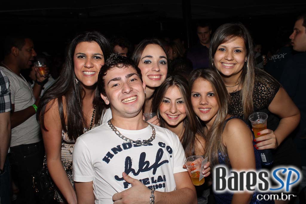 Nuwance e dupla Matheus Minas & Leandro fizeram show no Santa Aldeia Nuwance e dupla Matheus Minas & Leandro fizeram show no Santa Aldeia