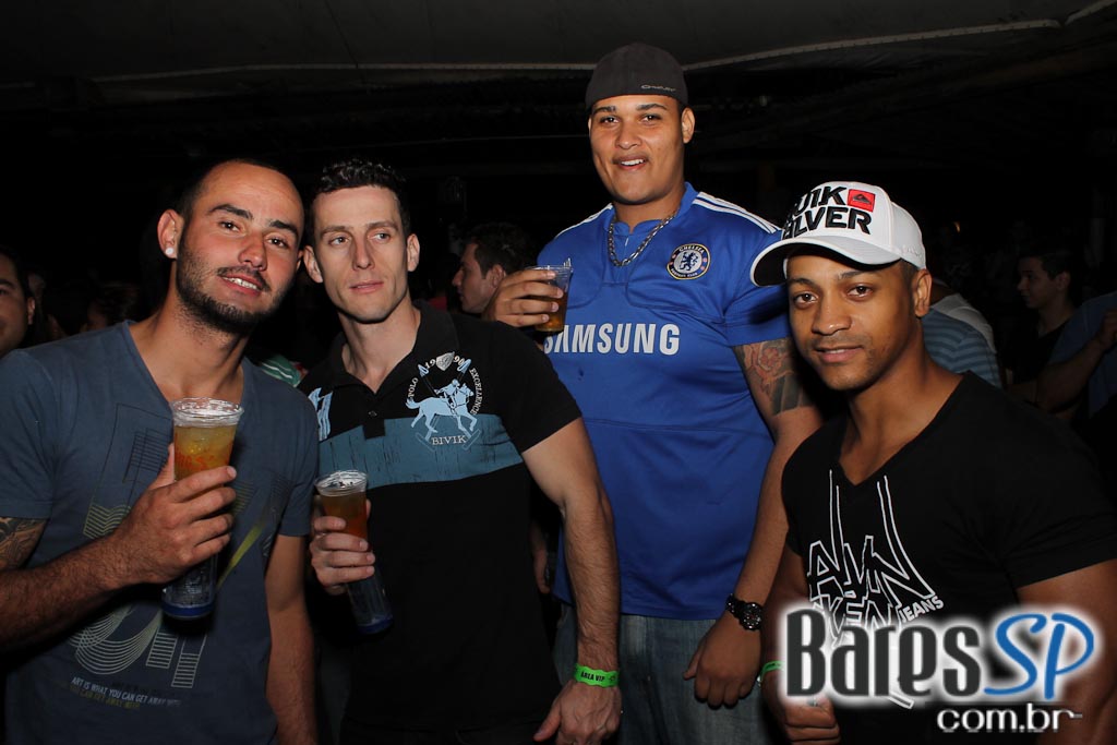 Nuwance e dupla Matheus Minas & Leandro fizeram show no Santa Aldeia Nuwance e dupla Matheus Minas & Leandro fizeram show no Santa Aldeia