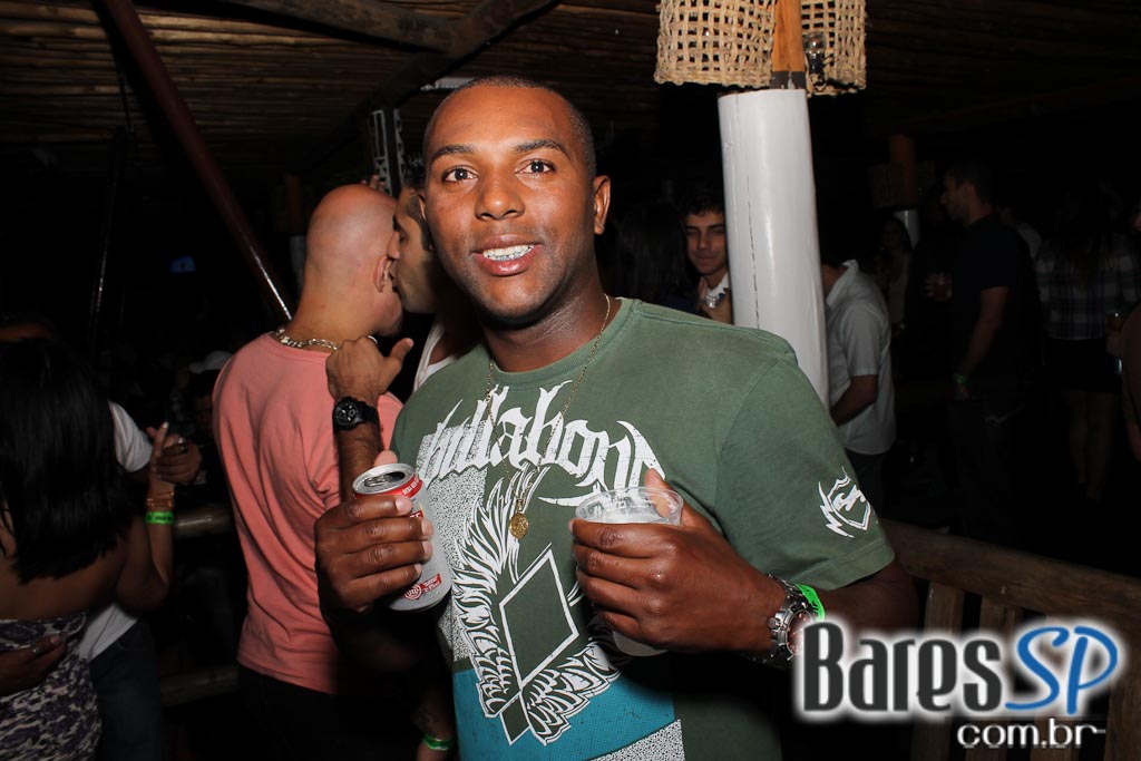 Nuwance e dupla Matheus Minas & Leandro fizeram show no Santa Aldeia Nuwance e dupla Matheus Minas & Leandro fizeram show no Santa Aldeia