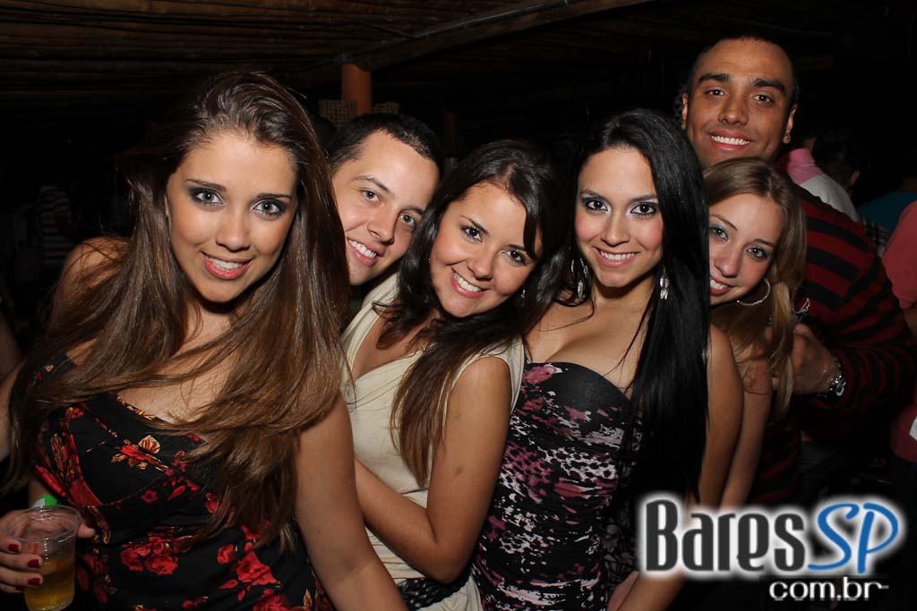 Nuwance e dupla Matheus Minas & Leandro fizeram show no Santa Aldeia Nuwance e dupla Matheus Minas & Leandro fizeram show no Santa Aldeia