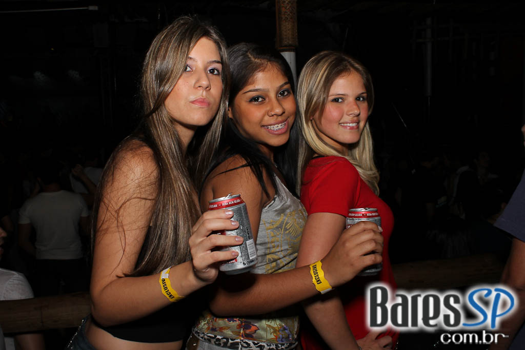 Nuwance e dupla Matheus Minas & Leandro fizeram show no Santa Aldeia Nuwance e dupla Matheus Minas & Leandro fizeram show no Santa Aldeia