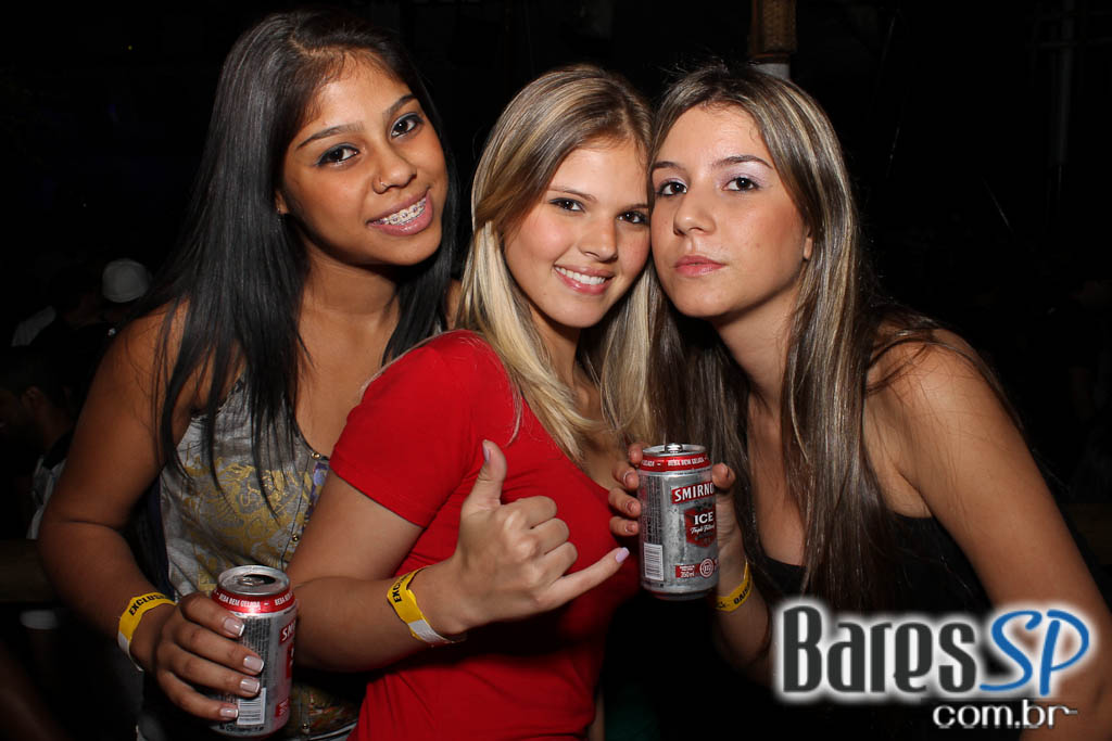 Nuwance e dupla Matheus Minas & Leandro fizeram show no Santa Aldeia Nuwance e dupla Matheus Minas & Leandro fizeram show no Santa Aldeia