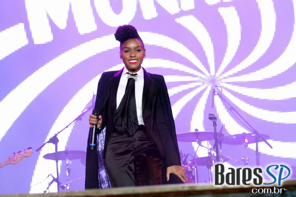 Rock in Rio 2011 apresentou diversas atrações nessa quinta Rock in Rio 2011 apresentou diversas atrações nessa quinta