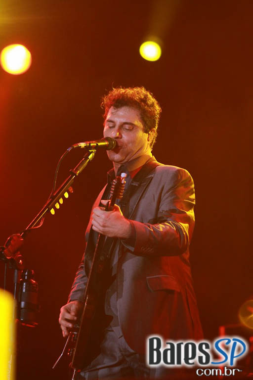 Rock brasileiro e internacional agitaram o penúltimo dia do Rock In Rio 2011 Rock brasileiro e internacional agitaram o penúltimo dia do Rock In Rio 2011