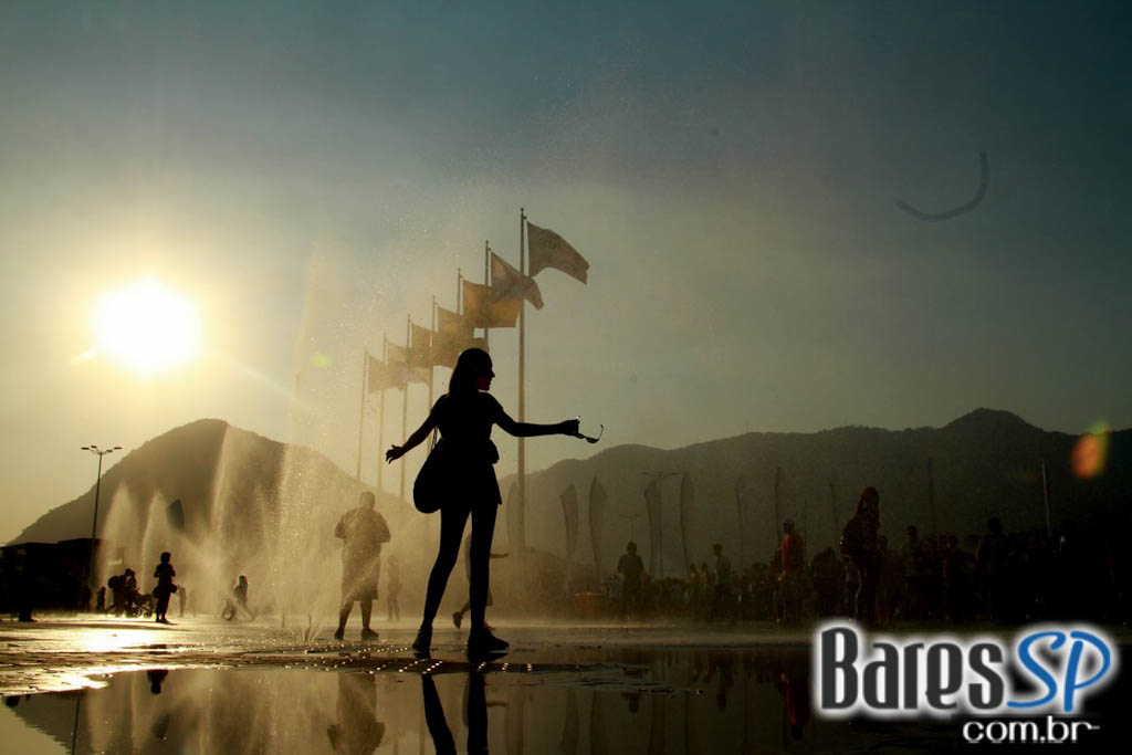 Rock brasileiro e internacional agitaram o penúltimo dia do Rock In Rio 2011 Rock brasileiro e internacional agitaram o penúltimo dia do Rock In Rio 2011