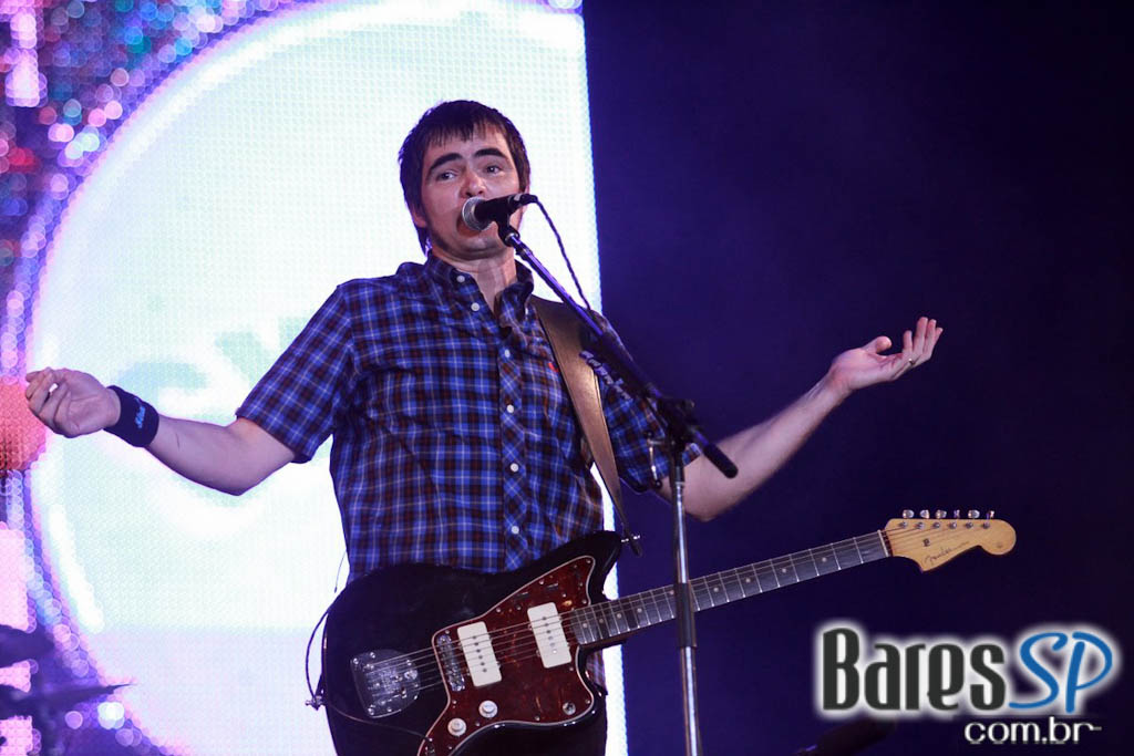 Rock brasileiro e internacional agitaram o penúltimo dia do Rock In Rio 2011 Rock brasileiro e internacional agitaram o penúltimo dia do Rock In Rio 2011