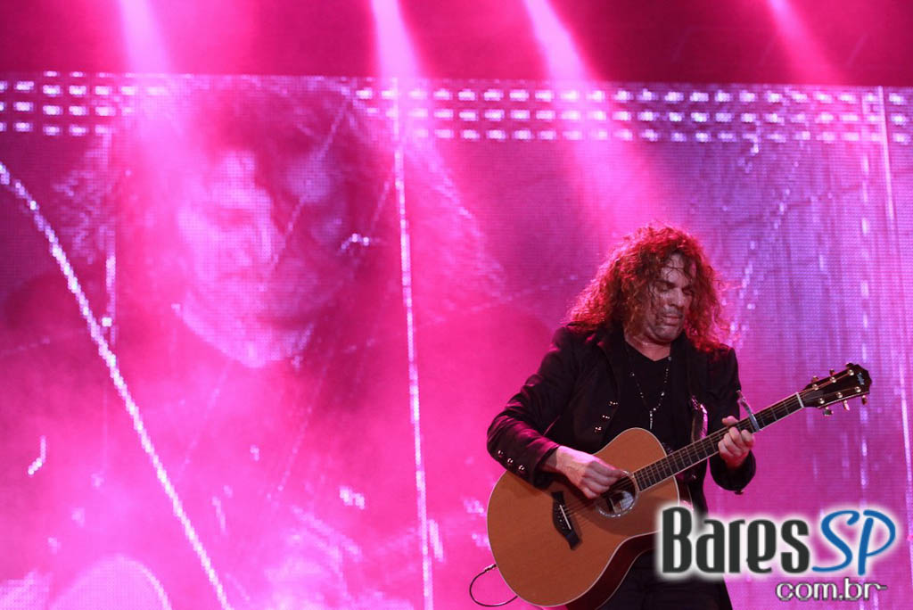 Rock brasileiro e internacional agitaram o penúltimo dia do Rock In Rio 2011 Rock brasileiro e internacional agitaram o penúltimo dia do Rock In Rio 2011