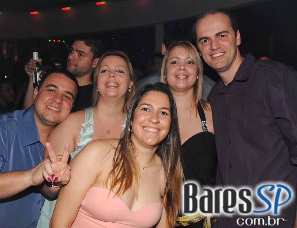 Bar BarO recebeu bandas Bubbles e Monk, na noite de sábado Bar BarO recebeu bandas Bubbles e Monk, na noite de sábado