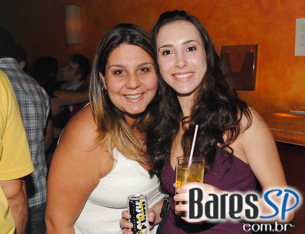 Bar BarO recebeu bandas Bubbles e Monk, na noite de sábado Bar BarO recebeu bandas Bubbles e Monk, na noite de sábado