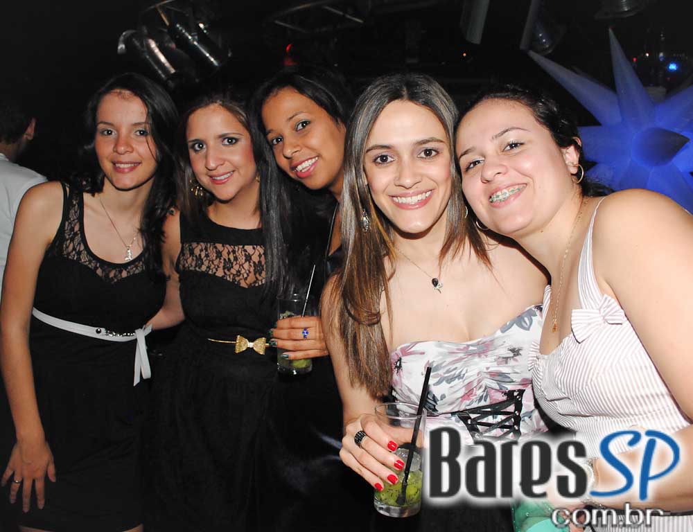 Bar BarO recebeu bandas Bubbles e Monk, na noite de sábado Bar BarO recebeu bandas Bubbles e Monk, na noite de sábado