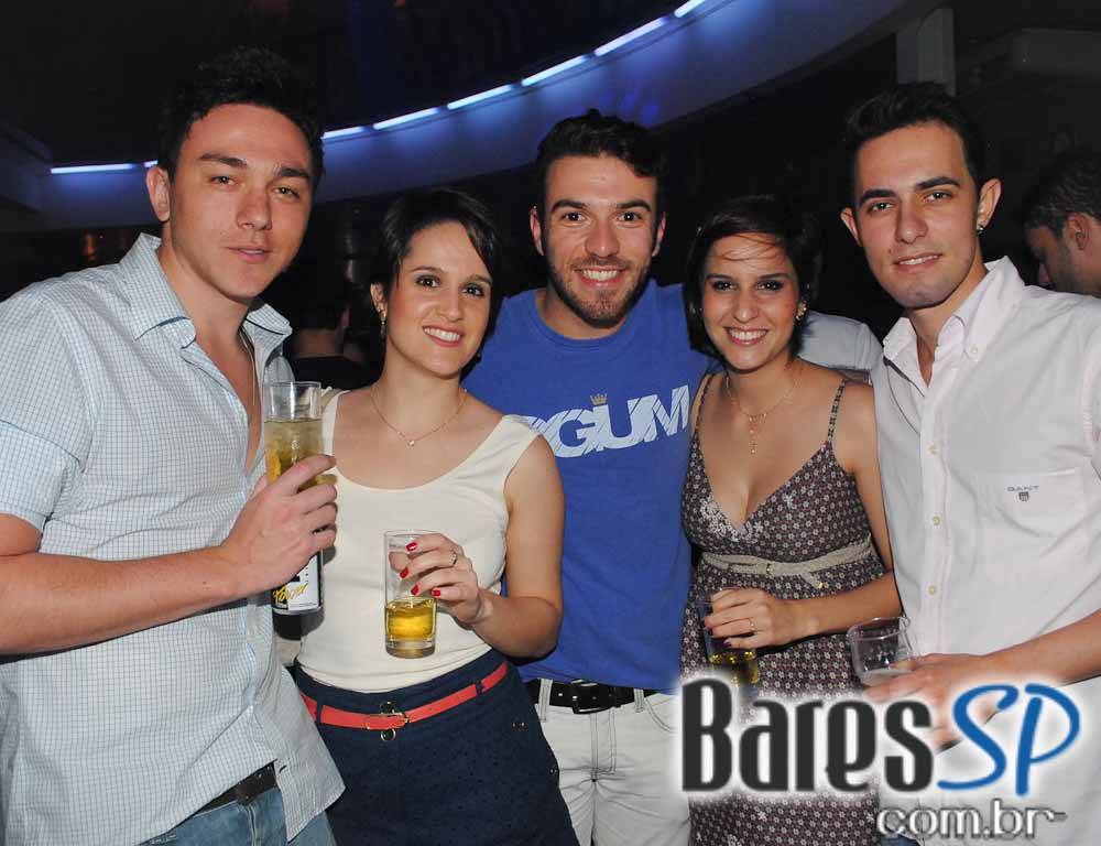 Bar BarO recebeu bandas Bubbles e Monk, na noite de sábado Bar BarO recebeu bandas Bubbles e Monk, na noite de sábado