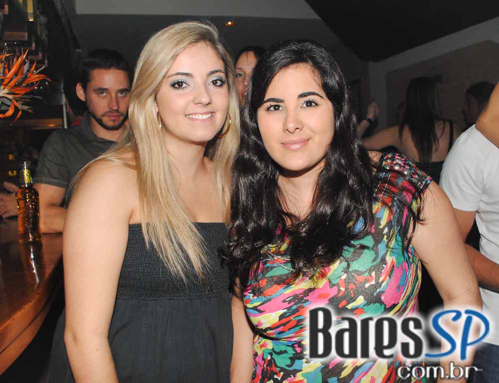 Bar BarO recebeu bandas Bubbles e Monk, na noite de sábado Bar BarO recebeu bandas Bubbles e Monk, na noite de sábado