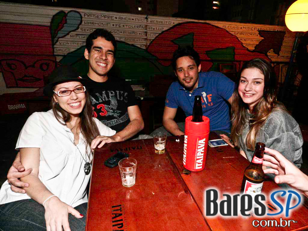 Espaço Urucum apresentou grupo Loungetude 46 e Haroldo Oliveira Espaço Urucum apresentou grupo Loungetude 46 e Haroldo Oliveira