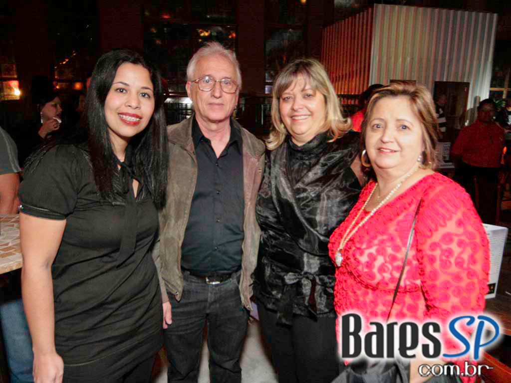 Todos a bordo, embarque de primeira classe na mais nova balada da zona oeste, Genoveva Todos a bordo, embarque de primeira classe na mais nova balada da zona oeste, Genoveva