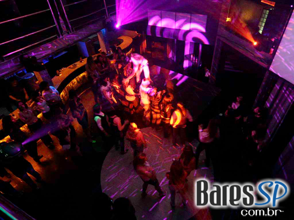 Quinta-feira teve festa especial para Elas na Boogie Disco Quinta-feira teve festa especial para Elas na Boogie Disco